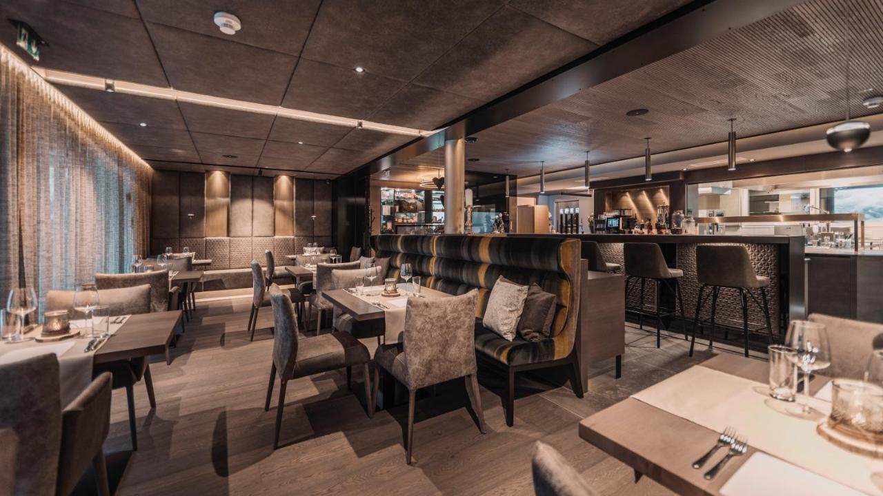 Vier Studios & Restaurant Лангенфельд Экстерьер фото