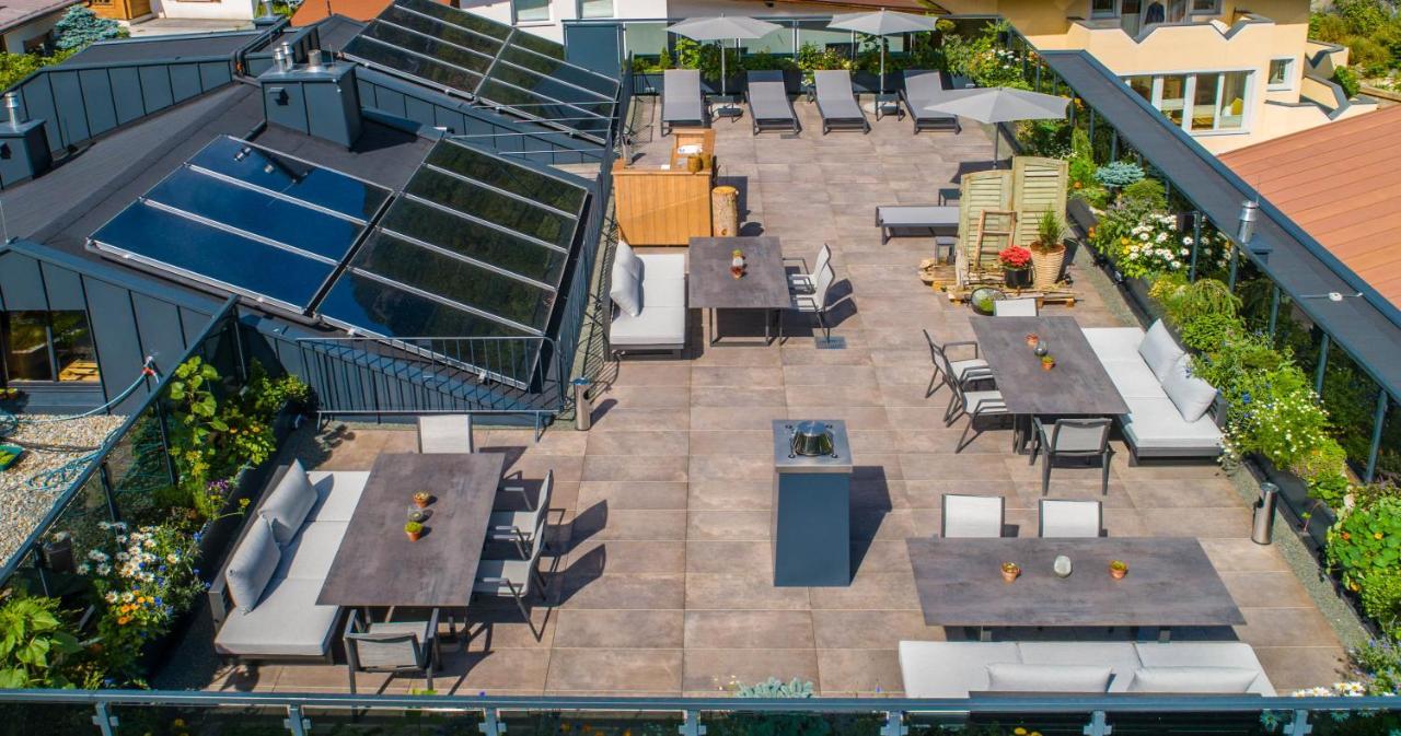 Vier Studios & Restaurant Лангенфельд Экстерьер фото
