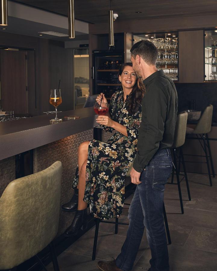 Vier Studios & Restaurant Лангенфельд Экстерьер фото
